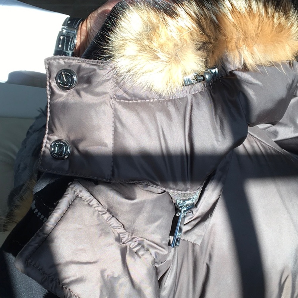 Jacket - Picture 5 of 5